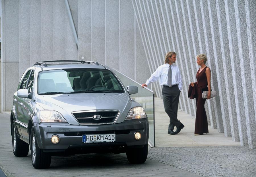  Kia Sorento 2003 года  (фото 4 из 11)